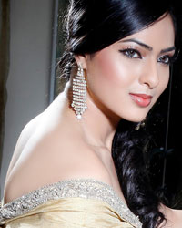 Nikesha Patel